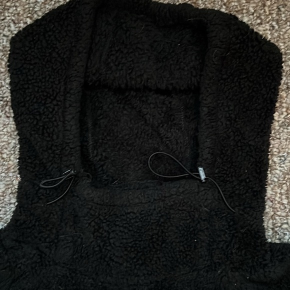 PINK VS Sherpa Hoodie - Picture 2 of 4